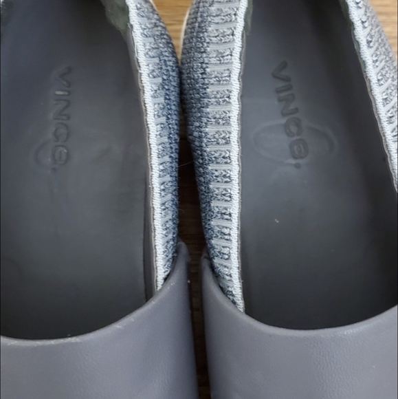 Vince Ward Knit Slip-On Leather Band Platform Sneakers. Size 8 - Picture 5 of 10